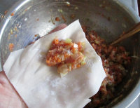 好吃的鲜虾牛肉馄饨做法图解8)