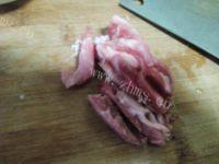 自制青菜肉丝炒面做法图解3)