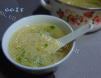 美味的萝卜粉丝汤