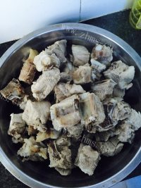 家常菜红烧排骨做法图解1)