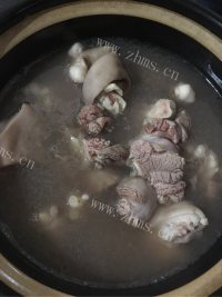 营养当归羊肉汤做法图解2)