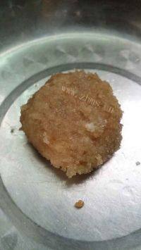 美味煎炸鱼饼做法图解14)