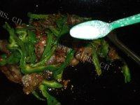 家常菜青椒炒腊肠