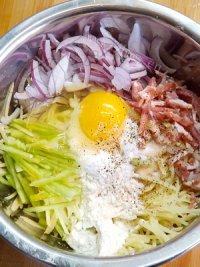 土豆饼版简易披萨做法图解3)