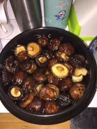 家常青菜香菇做法图解2)