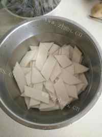 美味的番茄红烩面皮做法图解2)