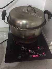 妈妈最爱的蒸茄子做法图解5)