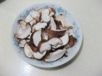 美味炒鸡肉香菇油菜做法图解4)