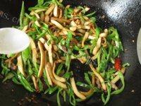 家常菜青椒香干