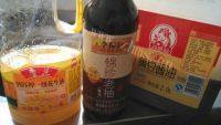 自制红烧鸡翅做法图解2)