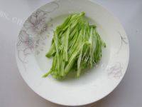 自己做的佛手瓜炒鸡蛋做法图解2)