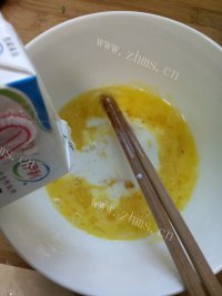 自制草莓班戟做法图解3)