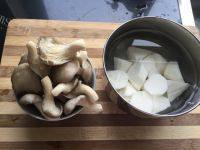 山药蘑菇土鸡汤的做法图解五