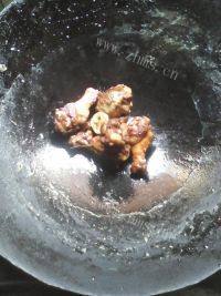 好吃的酱油鸡腿做法图解1)
