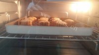 自制蛋黄莲蓉月饼做法图解15)