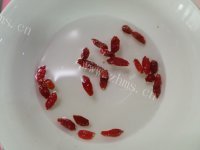 美味的排骨山药汤做法图解3)