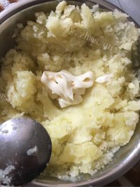 土豆底披萨做法图解3)