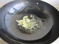 炒菜腊肉炒面筋做法图解6)