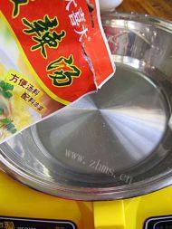 家常海鲜酸辣汤做法图解3)