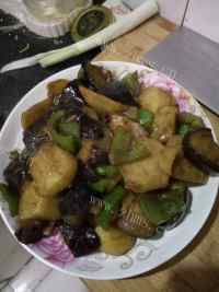 美味的家常地三鲜做法图解11)