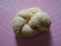 热腾腾的老式面包做法图解9)
