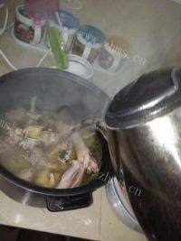 美味的土鸡汤做法图解10)