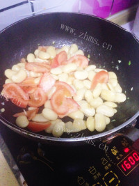 色彩丰富的茄汁白芸豆 美味大白做法图解5)