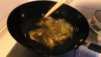 口感丰富的干炸小鲫鱼做法图解14)