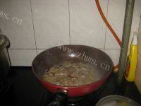口感极佳的白菜炒豆片做法图解8)
