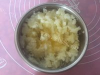 美味的鸡汁土豆泥做法图解3)