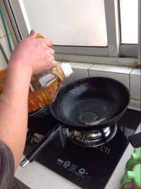 家常菜有机菜花炒肉做法图解7)