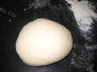 唇齿留香的发面饼做法图解5)