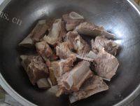 绿色食物糖醋排骨做法图解5)