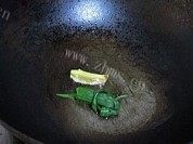 最爱的青椒炒鸡胗做法图解2)