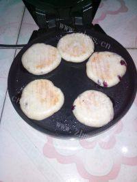 蓝莓馅饼做法图解6)
