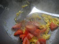 「家有大厨」番茄炒鸡蛋的做法图解二