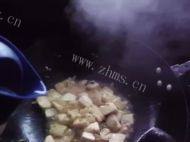 家常菜鸡蛋炒豆腐做法图解7)