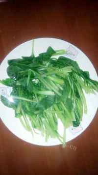 回味无穷的香菇炒小油菜做法图解9)