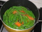 清炒甜豆做法图解3)