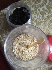美味的燕麦豆浆做法图解1)