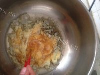 诱人的韭菜鸡蛋饺子做法图解3)