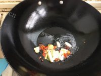 美味佳肴般的红烧猪蹄做法图解3)