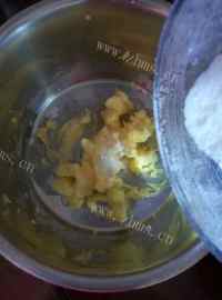 食欲满满的蛋白薄脆饼做法图解1)