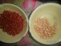 美味营养的红豆花生豆浆做法图解1)