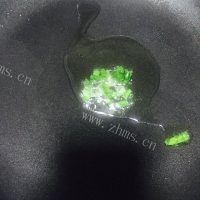家常菜炒蚕豆做法图解5)