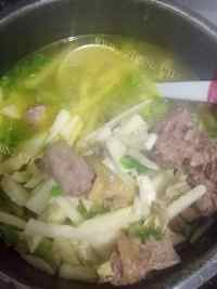 健康竹笋土鸡肉汤做法图解6)