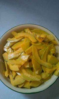 自制芝麻南瓜饼做法图解1)