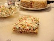 美味的鸡肉土豆火腿沙拉三明做法图解6)
