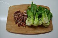 「美味可口」腊味煲仔饭做法图解3)