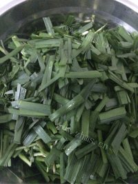 家常菜韭菜炒豆干做法图解2)